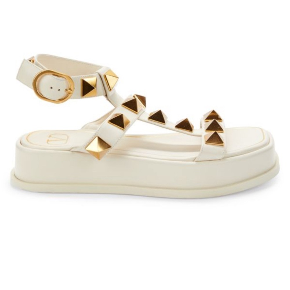 VALENTINO GARAVANI Rockstud Platform Sandals